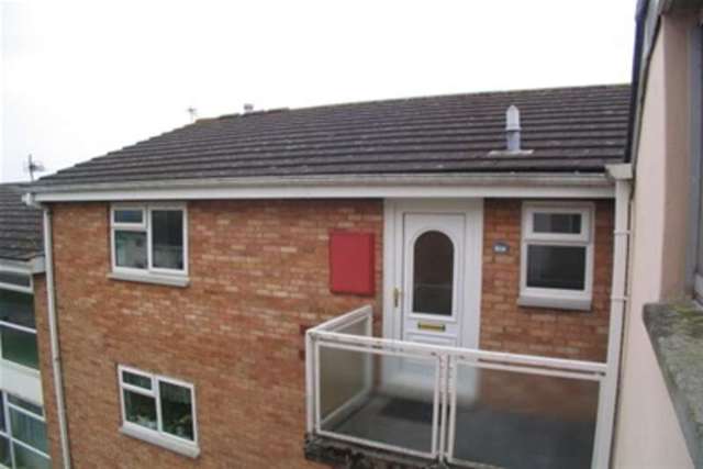  Image of 2 bedroom Flat to rent in Hamlin Gardens Exeter EX1 at Exeter, EX1 3BD