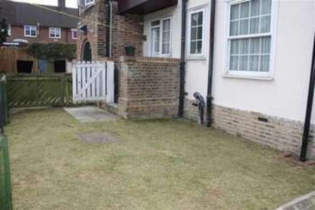  Image of 2 bedroom Property for sale in Hexal Road London SE6 at Hexal Road Catford Catford, SE6 1PN