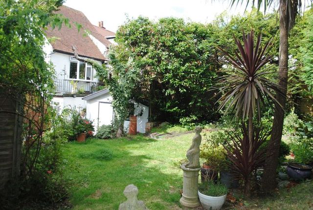  Image of 2 bedroom Property for sale in High Street Milford on Sea Lymington SO41 at High Street  Milford on Sea, SO41 0QF