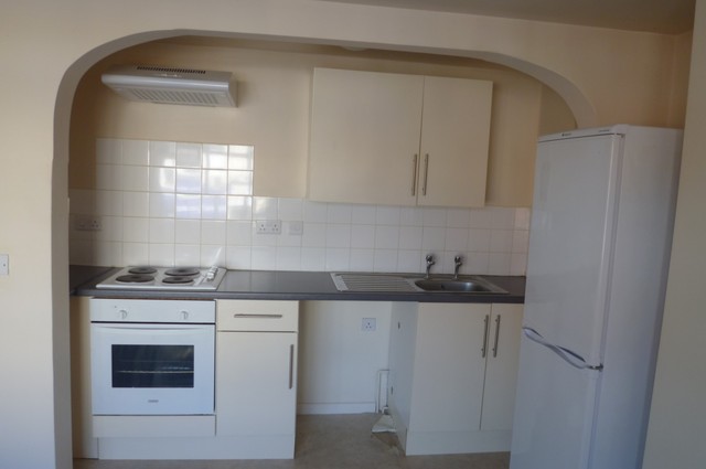  Image of 1 bedroom Flat to rent in Shirley High Street Shirley Southampton SO15 at Shirley  Southampton, SO15 3NF