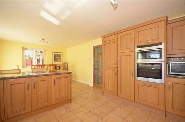  Image of 4 bedroom Bungalow for sale in Highland Road Beare Green Dorking RH5 at Beare Green Dorking Dorking, RH5 4RL