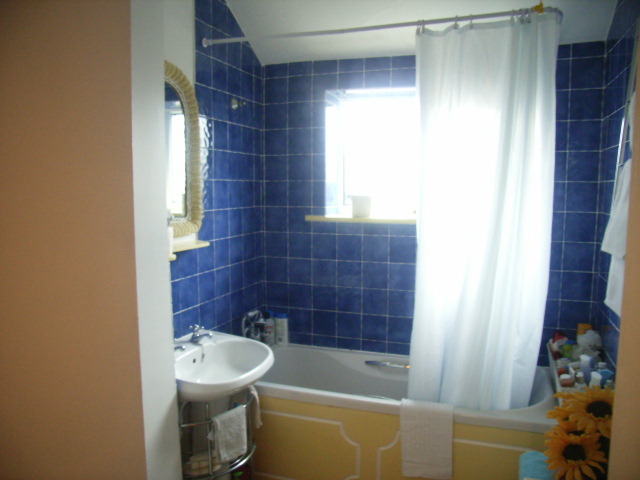  Image of 1 bedroom Flat to rent in Hill Lane Southampton SO15 at 156 Hill Lane  Southampton, SO15 5ND