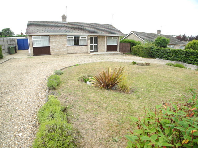  Image of 2 bedroom Detached house to rent in Hillside Chedgrave Norwich NR14 at Hillside Chedgrave Norwich, NR14 6HZ