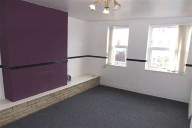  Image of 3 bedroom Semi-Detached house to rent in Holgate Crescent Sheffield S5 at Sheffield, S5 9LE