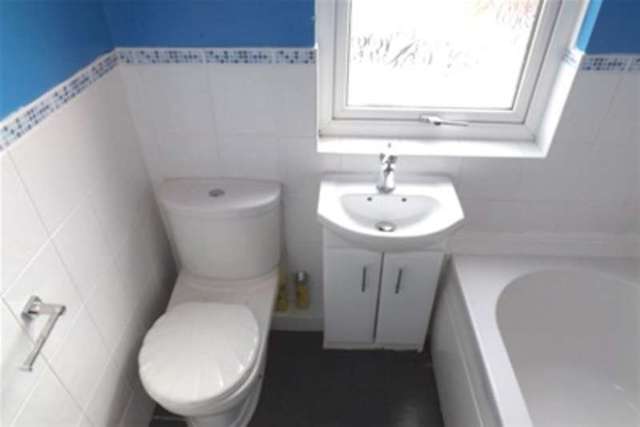  Image of 3 bedroom Semi-Detached house to rent in Holgate Crescent Sheffield S5 at Sheffield, S5 9LE