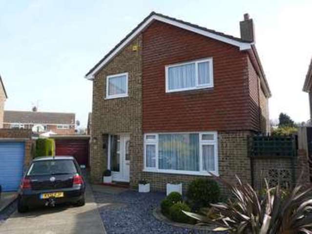  Image of 4 bedroom Property for sale in Holly Close Broadstairs CT10 at HOLLY CLOSE  BROADSTAIRS, CT10 2LY