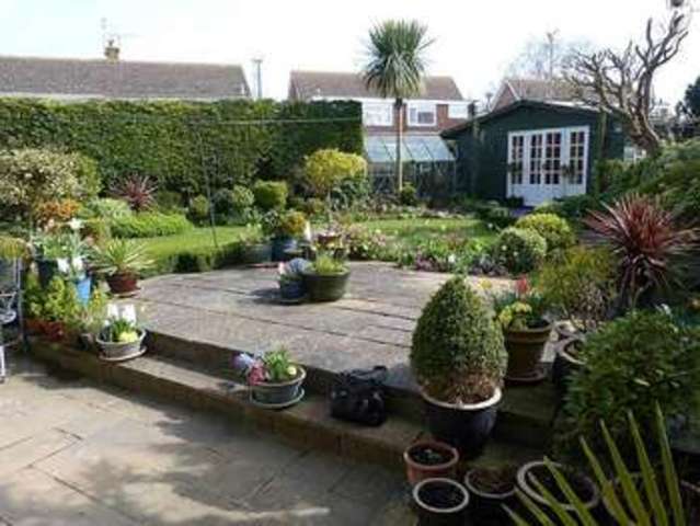  Image of 4 bedroom Property for sale in Holly Close Broadstairs CT10 at HOLLY CLOSE  BROADSTAIRS, CT10 2LY