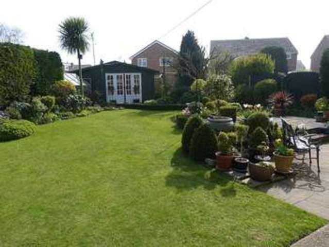  Image of 4 bedroom Property for sale in Holly Close Broadstairs CT10 at HOLLY CLOSE  BROADSTAIRS, CT10 2LY