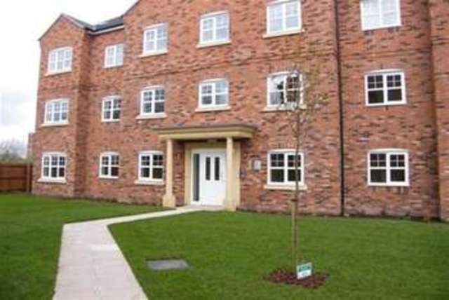  Image of 2 bedroom Flat to rent in Hudson Close Bolton BL3 at Bolton, BL3 4FP