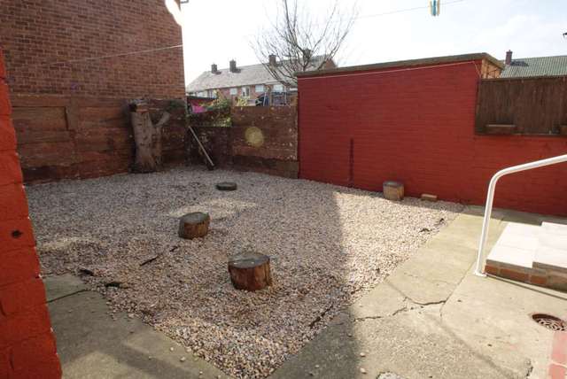 Image of 3 bedroom Semi-Detached house to rent in Islington Walk Middlesbrough TS4 at Islington Walk  Middlesbrough, TS4 3RB