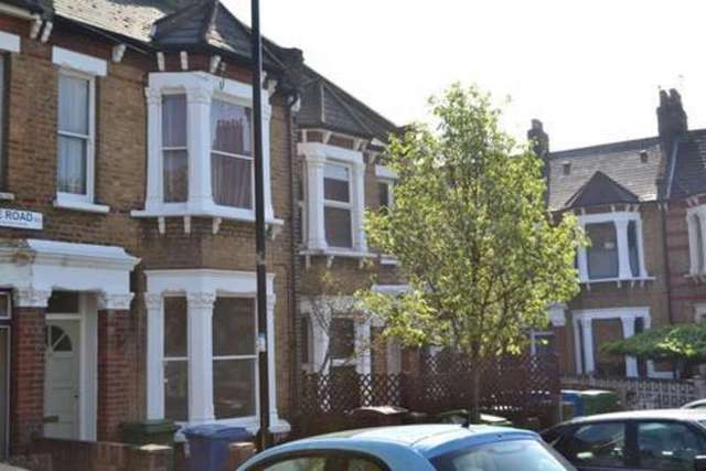  Image of 2 bedroom Flat to rent in Ivanhoe Road London SE5 at Ivanhoe Road  London, SE5 8DJ