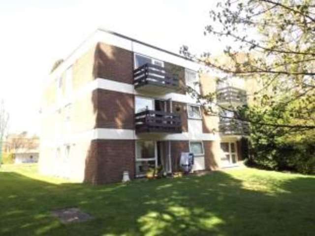  Image of 1 bedroom Flat for sale in Wake Green Park Moseley Birmingham B13 at Wake Green Park Birmingham Springfield, B13 9XY