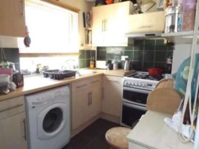  Image of 1 bedroom Flat for sale in Wake Green Park Moseley Birmingham B13 at Wake Green Park Birmingham Springfield, B13 9XY
