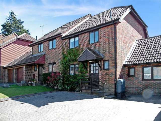  Image of 4 bedroom Semi-Detached house for sale in Jarvis Place St. Michaels Tenterden TN30 at St. Michaels Tenterden Tenterden, TN30 6DQ