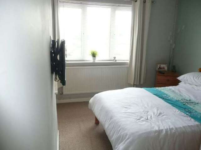  Image of 2 bedroom Maisonette for sale in Jasmin Road West Ewell Epsom KT19 at Jasmin Road  West Ewell, KT19 9DY