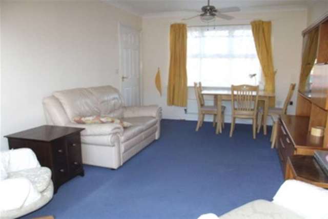  Image of 1 bedroom Property to rent in Jessica Crescent Totton Southampton SO40 at Southampton, SO40 2BP