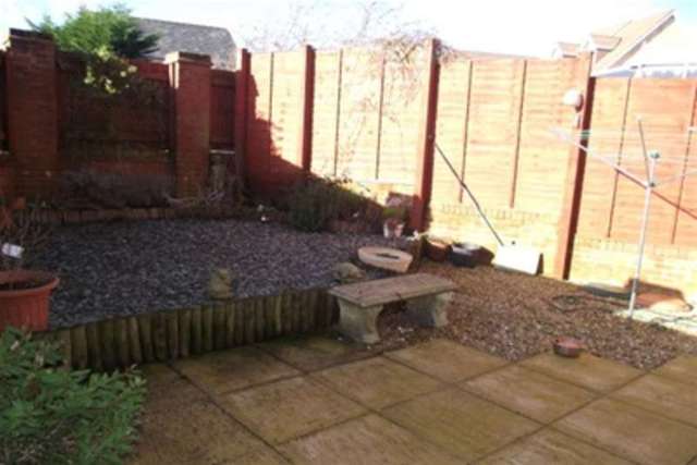 Image of 1 bedroom Property to rent in Jessica Crescent Totton Southampton SO40 at Southampton, SO40 2BP