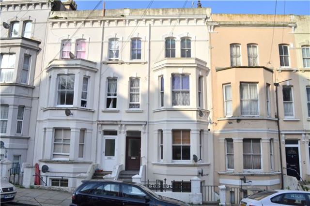  Image of 3 bedroom Flat for sale in Kenilworth Road St. Leonards-on-Sea TN38 at East Sussex, TN38 0JD