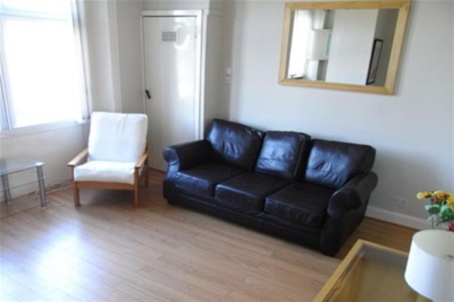  Image of 2 bedroom Flat to rent in Kennyhill Square Glasgow G31 at Dennistoun Glasgow Glasgow, G31 3LL
