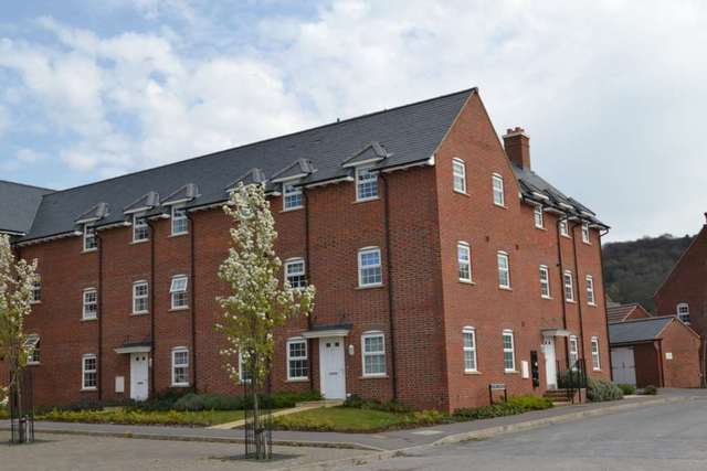  Image of 1 bedroom Apartment to rent in Kiln Avenue Chinnor OX39 at Kiln Avenue  Chinnor, OX39 4BZ
