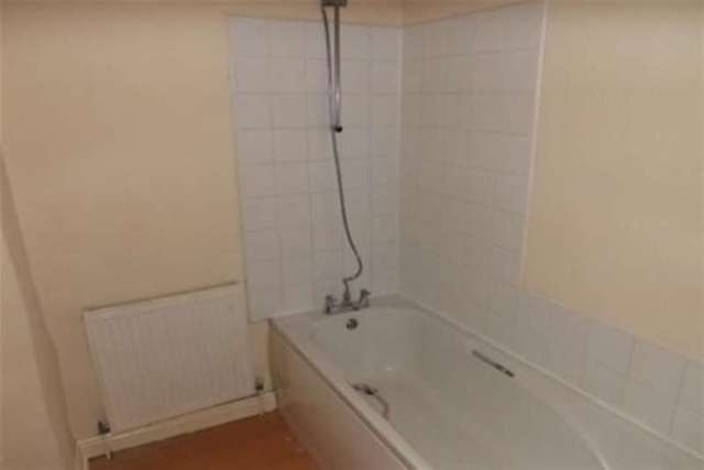  Image of 2 bedroom Terraced house to rent in Kime Street Burnley BB12 at Burnley, BB12 6RH