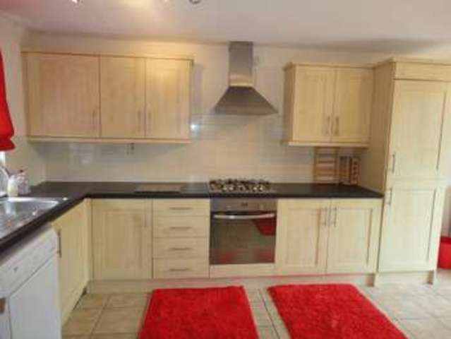  Image of 3 bedroom Property to rent in Kineton Close Redditch B98 at Kineton Close  Redditch, B98 0EU