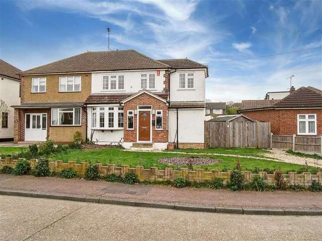  Image of 3 bedroom Semi-Detached house for sale in Kingley Drive Wickford SS12 at Wickford Essex Wickford, SS12 0EP