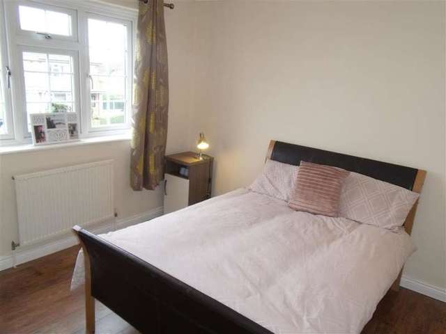  Image of 3 bedroom Semi-Detached house for sale in Kingley Drive Wickford SS12 at Wickford Essex Wickford, SS12 0EP