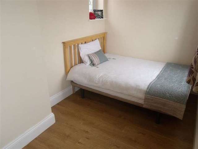  Image of 3 bedroom Semi-Detached house for sale in Kingley Drive Wickford SS12 at Wickford Essex Wickford, SS12 0EP