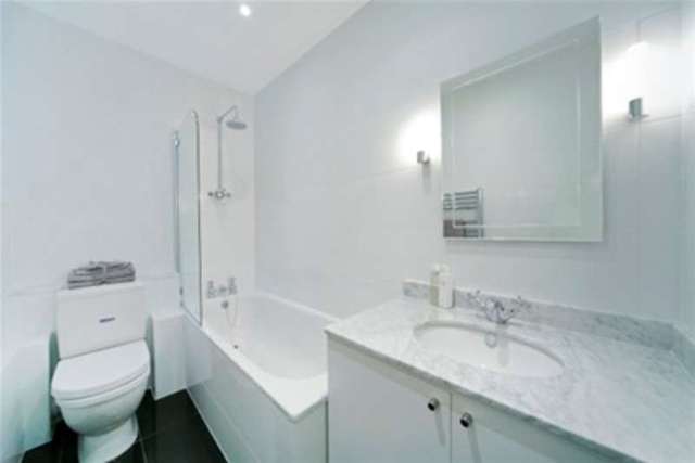  Image of 1 bedroom Flat to rent in Kings Road London SW3 at London, SW3 5ET