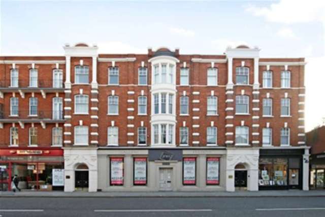  Image of 1 bedroom Flat to rent in Kings Road London SW3 at London, SW3 5ET