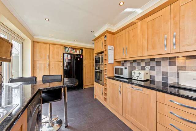  Image of 2 bedroom Detached house for sale in Kingsley Walk Tring HP23 at Kingsley Walk  Tring, HP23 5DP