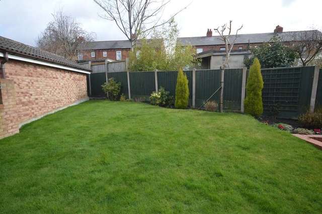  Image of 3 bedroom Detached house for sale in Kingsmead Ossett WF5 at Ossett West Yorkshire, WF5 8RX
