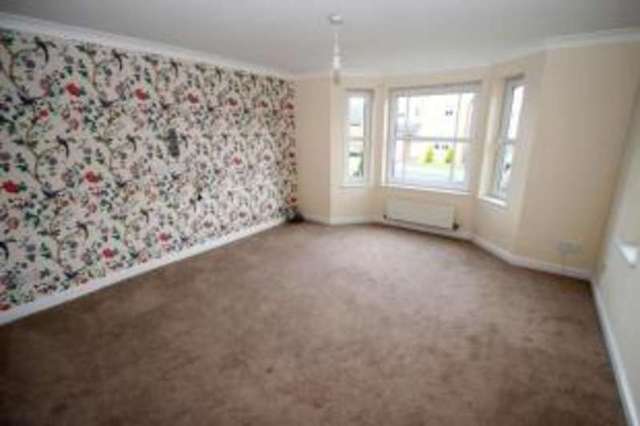  Image of 4 bedroom Detached house for sale in Kingsmuir Drive Cumbernauld Glasgow G68 at Cumbernauld Glasgow Balloch, G68 9FB