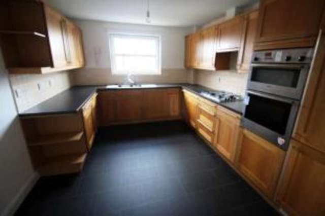  Image of 4 bedroom Detached house for sale in Kingsmuir Drive Cumbernauld Glasgow G68 at Cumbernauld Glasgow Balloch, G68 9FB