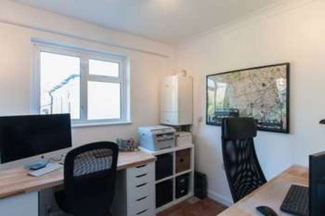  Image of 3 bedroom Detached house for sale in Kingston Road Teddington TW11 at Kingston Road  Teddington, TW11 9JP