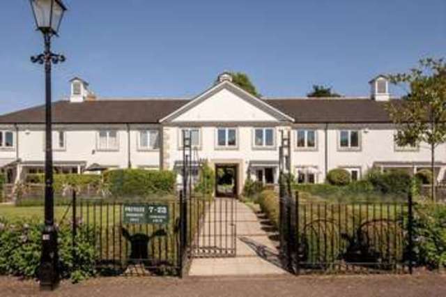 Image of 2 bedroom Flat for sale in Kingsway Taunton TA1 at Kingsway  Taunton, TA1 3YF