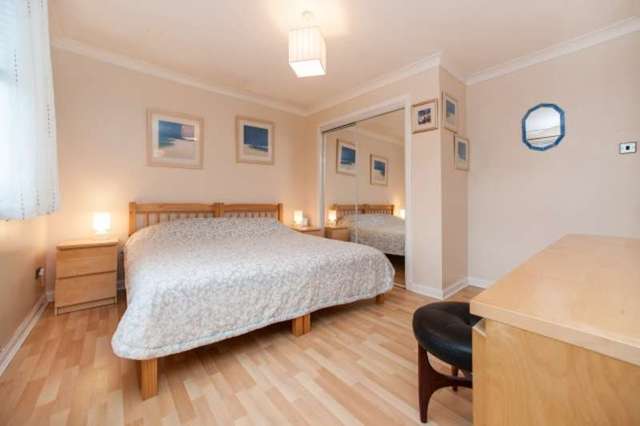  Image of 4 bedroom Detached house for sale in Gateside Road Barrhead Glasgow G78 at Gateside Road  By Barrhead, G78 1TT