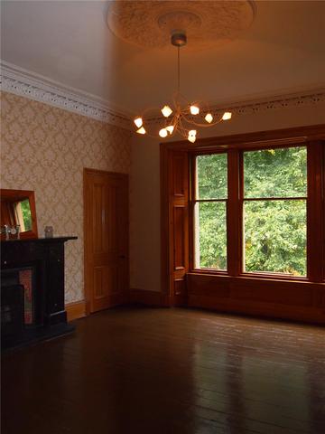  Image of 3 bedroom Flat to rent in La Crosse Terrace Glasgow G12 at Kelvinbridge Glasgow Glasgow, G12 8EX