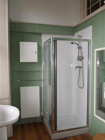  Image of 3 bedroom Flat to rent in La Crosse Terrace Glasgow G12 at Kelvinbridge Glasgow Glasgow, G12 8EX