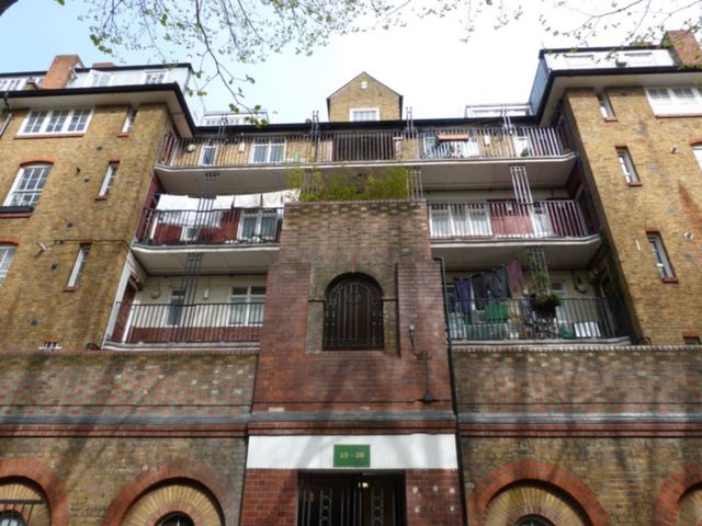  Image of 4 bedroom Flat to rent in Bourne Estate Portpool Lane London EC1N at Portpool Lane  London, EC1N 7UL