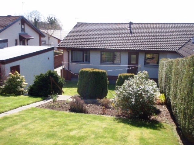  Image of 3 bedroom Semi-Detached house to rent in Laurel Terrace Bridge of Don Aberdeen AB22 at Bridge of Don Aberdeen Aberdeen, AB22 8YX