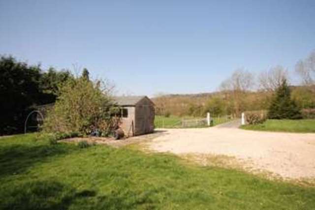  Image of 4 bedroom Semi-Detached house to rent in Lawrence Lane Buckland Betchworth RH3 at Buckland, RH3 7BE