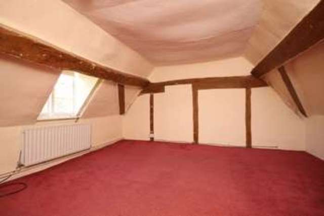  Image of 4 bedroom Semi-Detached house to rent in Lawrence Lane Buckland Betchworth RH3 at Buckland, RH3 7BE