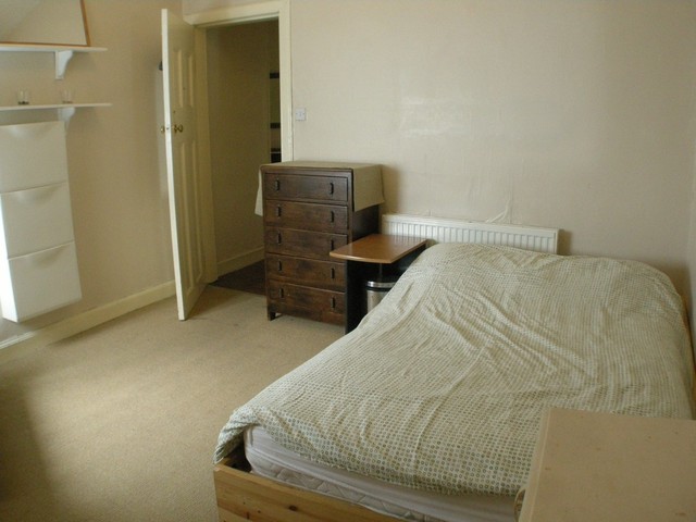  Image of 2 bedroom Flat to rent in Leith Walk Edinburgh EH6 at Leith Walk Edinburgh Edinburgh, EH6 5EQ