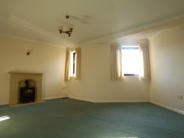  Image of 1 bedroom Flat to rent in Lennox Road North Southsea PO5 at Lennox Road North  Southsea, PO5 2QH
