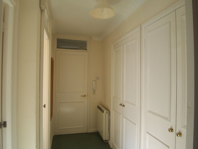  Image of 1 bedroom Flat to rent in Lennox Road North Southsea PO5 at Lennox Road North  Southsea, PO5 2QH