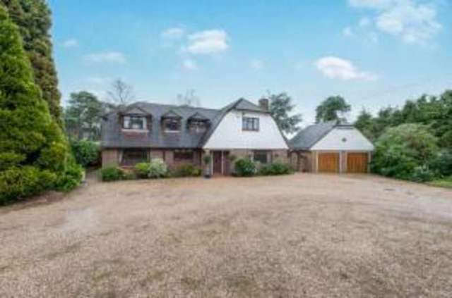  Image of 4 bedroom Detached house for sale in The Ridgeway Lightwater GU18 at Lightwater Surrey Lightwater, GU18 5XS