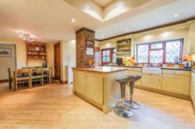  Image of 4 bedroom Detached house for sale in The Ridgeway Lightwater GU18 at Lightwater Surrey Lightwater, GU18 5XS