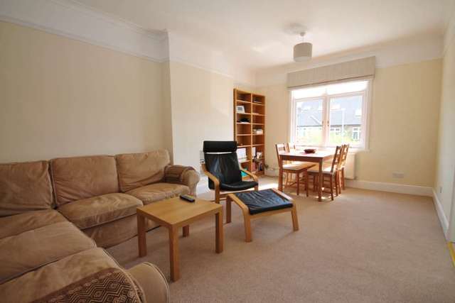  Image of 2 bedroom Flat to rent in Lime Grove New Malden KT3 at Lime Grove  New Malden, KT3 3TP